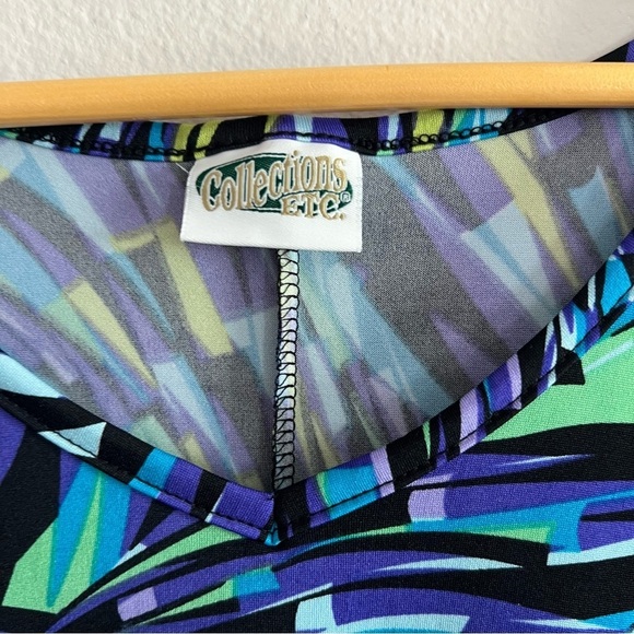 Collections ETC Tunic Top Asymmetrical Waterfall Short Sleeve V-neck - Picture 3 of 5